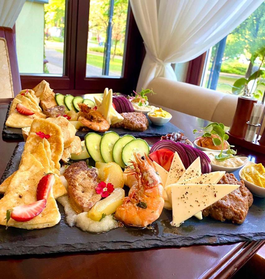 Villa Hotel Debrecen Eksteriør billede