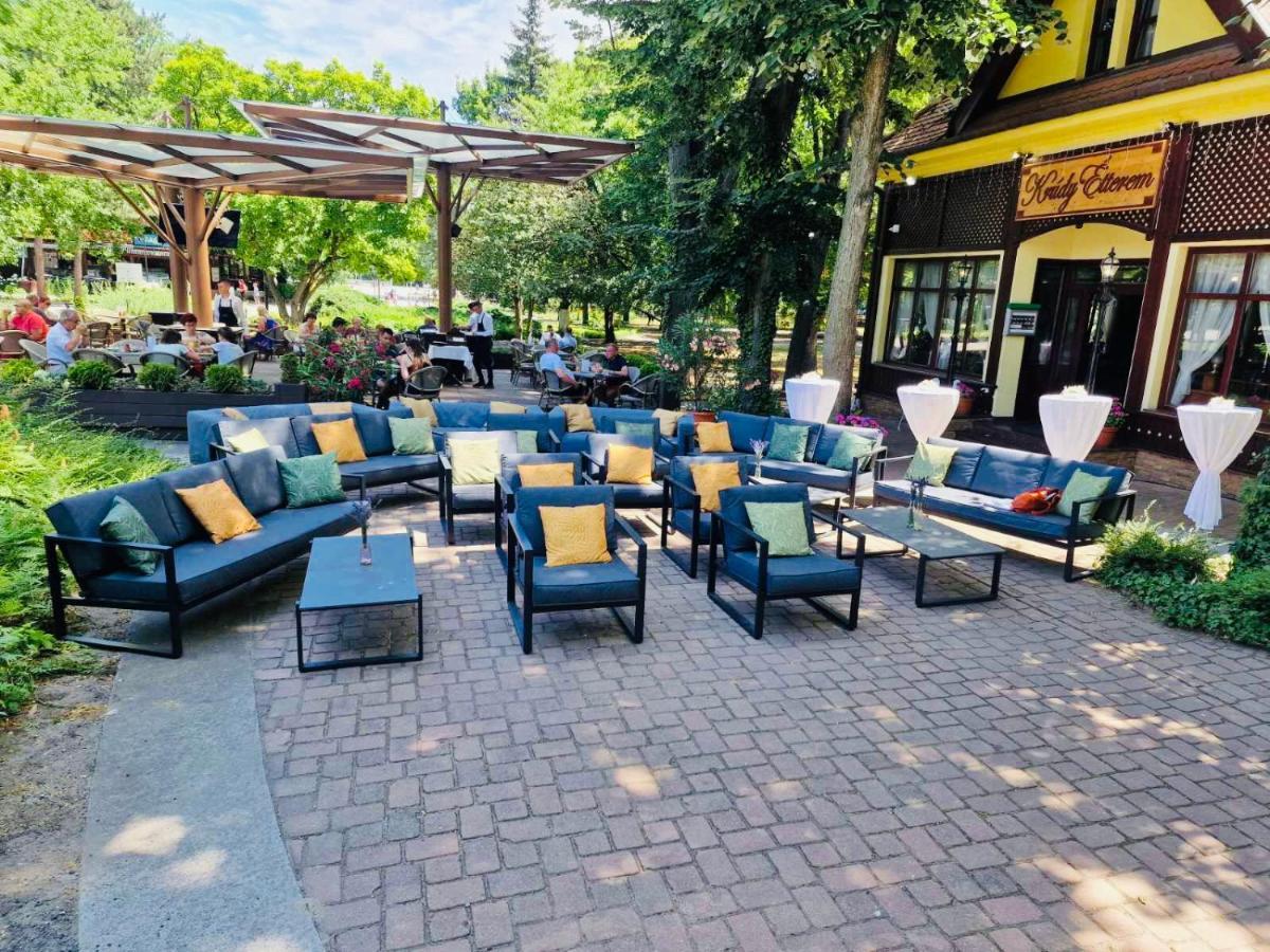 Villa Hotel Debrecen Eksteriør billede