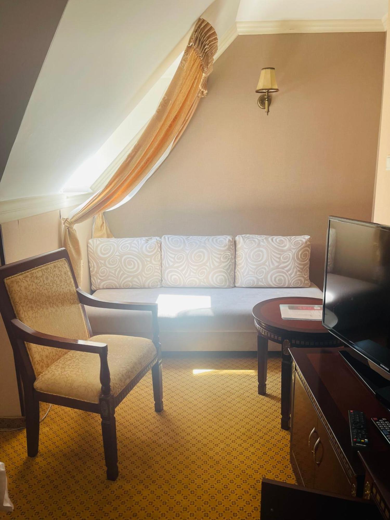 Villa Hotel Debrecen Eksteriør billede