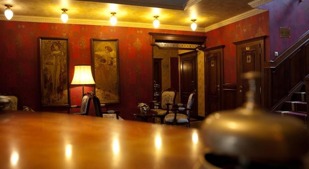 Villa Hotel Debrecen Eksteriør billede