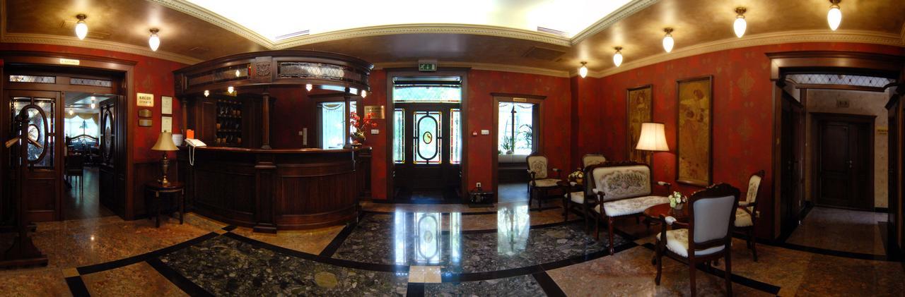 Villa Hotel Debrecen Eksteriør billede