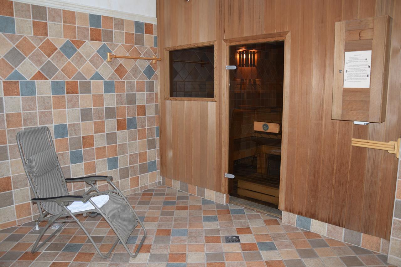 Villa Hotel Debrecen Eksteriør billede
